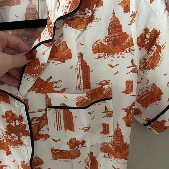 Katie Kime Texas Pajama Set with Travel Bag - Picture 3 of 10